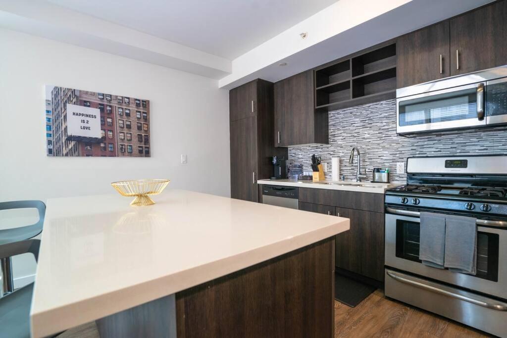 June Specials- Suite Spot Dtla- Free Parking For One Car! Los Angeles Buitenkant foto