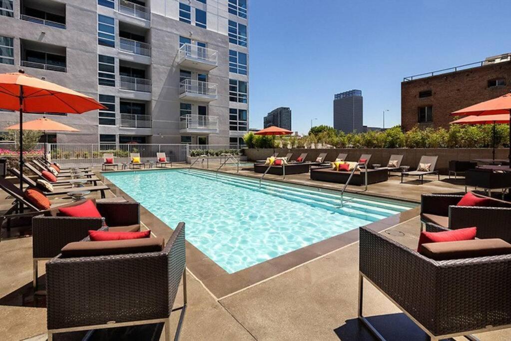 June Specials- Suite Spot Dtla- Free Parking For One Car! Los Angeles Buitenkant foto