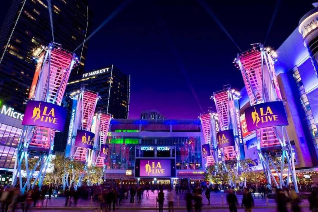 June Specials- Suite Spot Dtla- Free Parking For One Car! Los Angeles Buitenkant foto